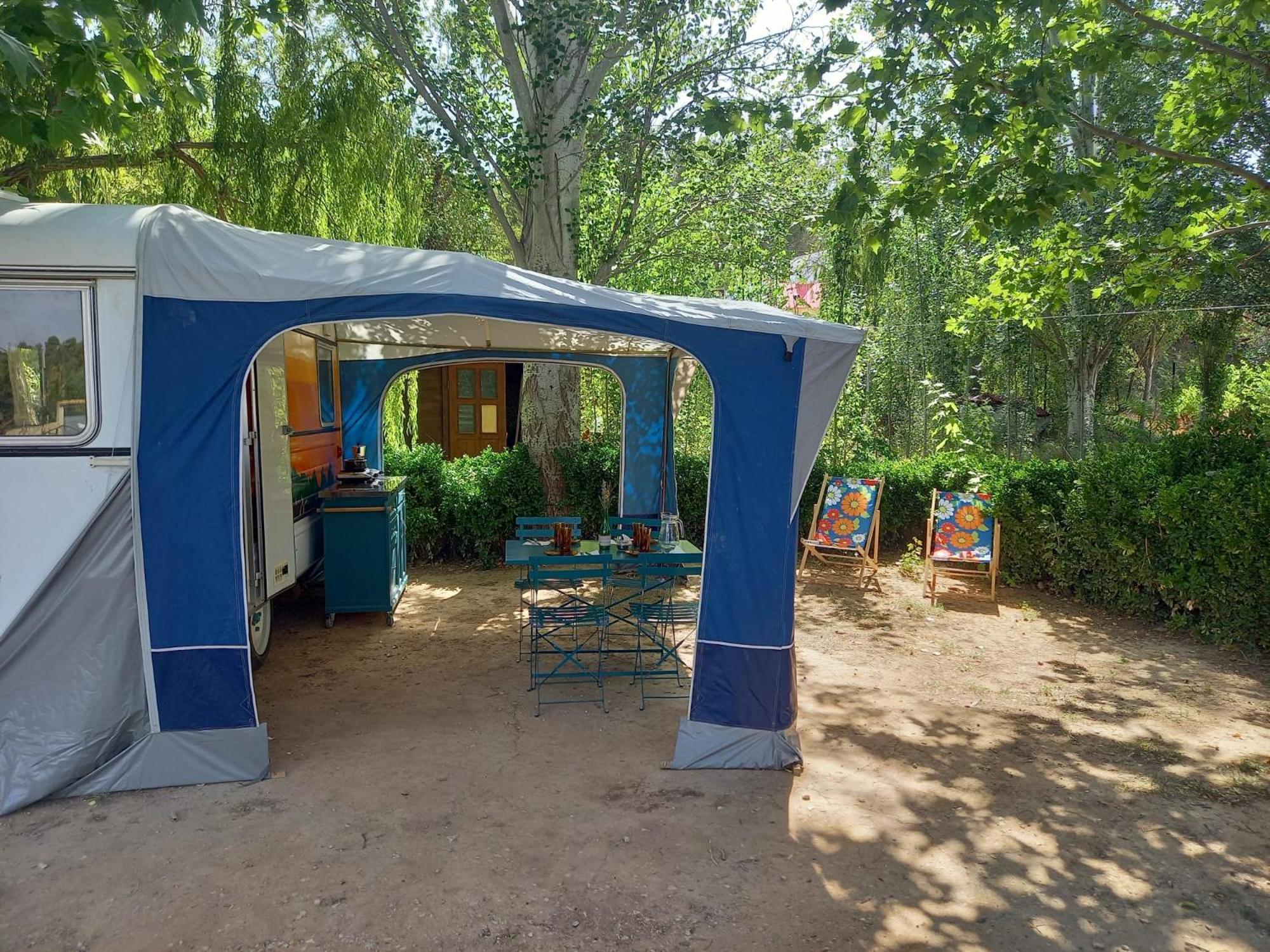 Slow Life Camping Venta Del Moro Kültér fotó