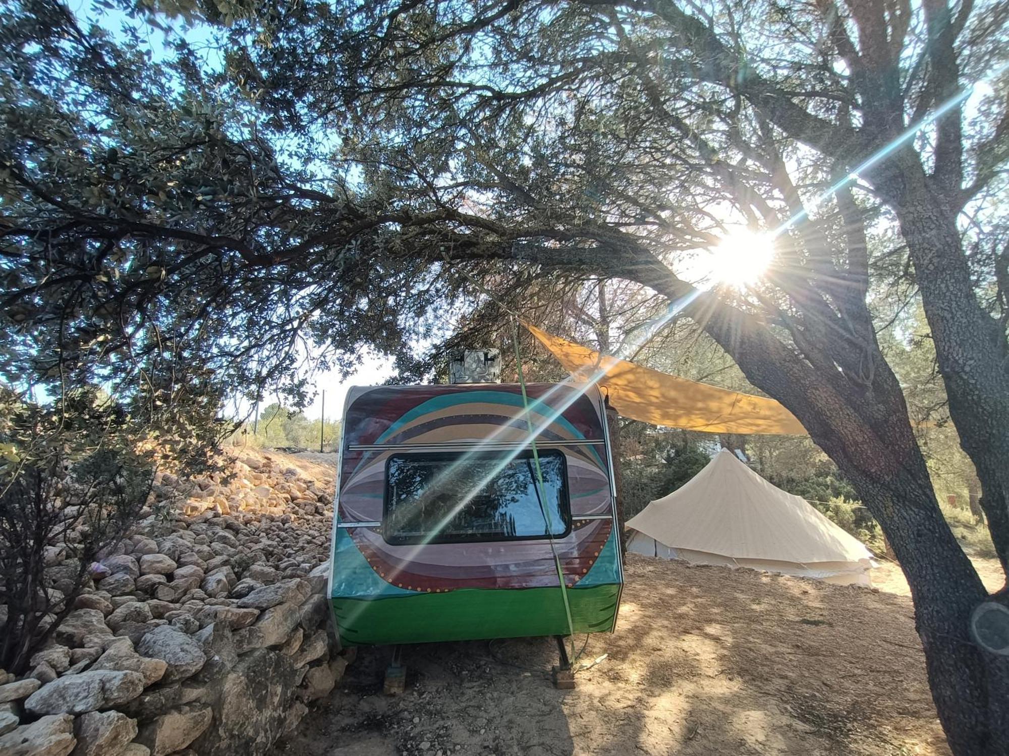 Slow Life Camping Venta Del Moro Kültér fotó